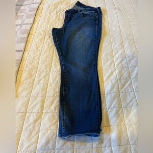 Torrid Boyfriend Cropped Jeans size 18